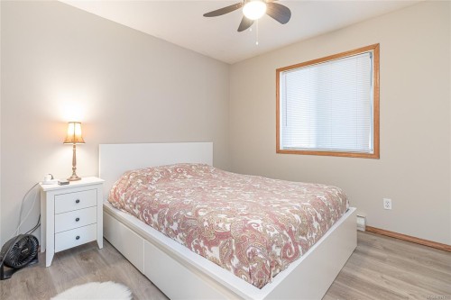 8144 Arthur St, Crofton, BC 