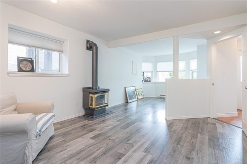 8144 Arthur St, Crofton, BC 