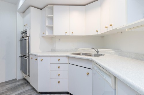 8144 Arthur St, Crofton, BC 