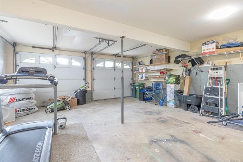 8144 Arthur St, Crofton, BC 