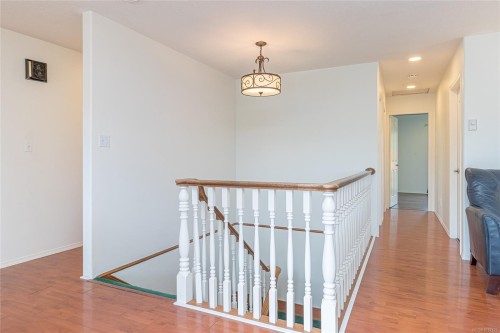 8144 Arthur St, Crofton, BC 
