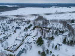 310 13e avenue du Lac Daveluyville, QC G0Z 1C0