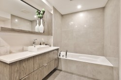 Salle de bains attenante à la CCP - 