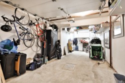 Garage - 