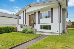1273 Denman St Victoria, BC V8T 1L8
