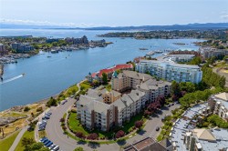 109-50 Songhees Rd  Victoria, BC V9A 7J4