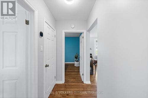 1056 Hindley Street, Ottawa, ON - Indoor Photo Showing Other Room