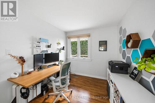 2nd bedroom (used as office currently) - 1056 Hindley Street, Ottawa, ON - Indoor Photo Showing Office