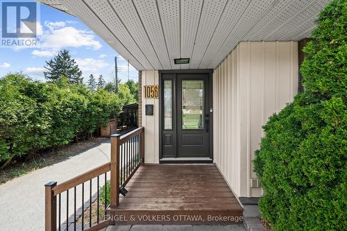 1056 Hindley Street, Ottawa, ON - Outdoor With Exterior