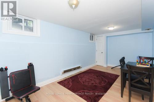 3194 Stockton Drive, Ottawa, ON - Indoor