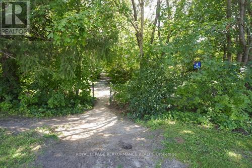 3194 Stockton Drive, Ottawa, ON - Outdoor