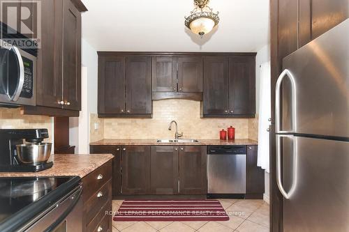 3194 Stockton Drive, Ottawa, ON - Indoor Photo Showing Kitchen With Double Sink With Upgraded Kitchen