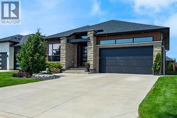 612 MEAD COURT Sarnia, ON N7W 1A3