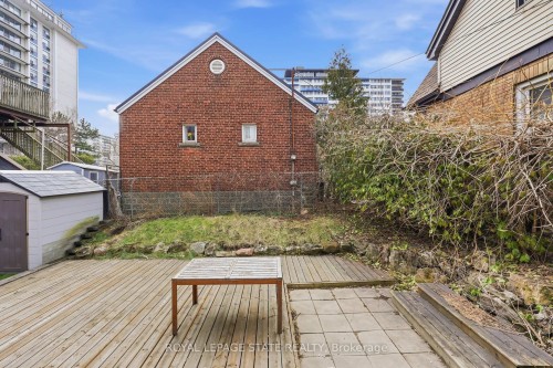 129 Jackson Street W, Hamilton, ON - Outdoor