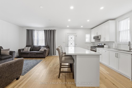 129 Jackson Street W, Hamilton, ON - Indoor