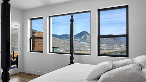 2300 Saddleback Drive, Kamloops, BC - Indoor Photo Showing Bedroom