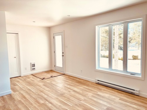 Mud Room - 305 Rue St-Roch, Saint-Donat, QC - Indoor Photo Showing Other Room