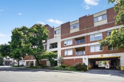 201-828 Av. Querbes Montréal (Outremont), QC H2V 3X3
