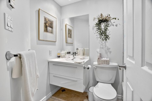 Salle de bains - 201-828 Av. Querbes, Montréal (Outremont), QC - Indoor Photo Showing Bathroom