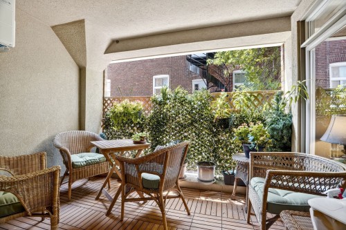 Balcon - 201-828 Av. Querbes, Montréal (Outremont), QC - Outdoor With Deck Patio Veranda With Exterior