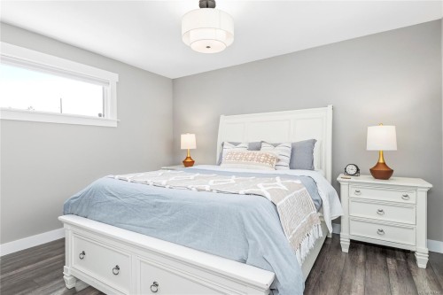 734 Birch St, Campbell River, BC - Indoor Photo Showing Bedroom