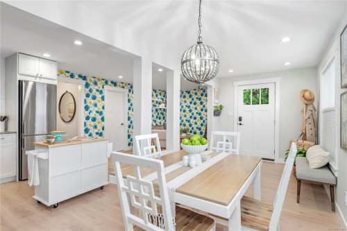 734 Birch St, Campbell River, BC - Indoor Photo Showing Dining Room