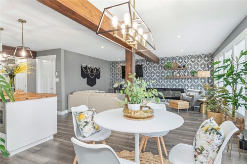 734 Birch St, Campbell River, BC - Indoor Photo Showing Dining Room