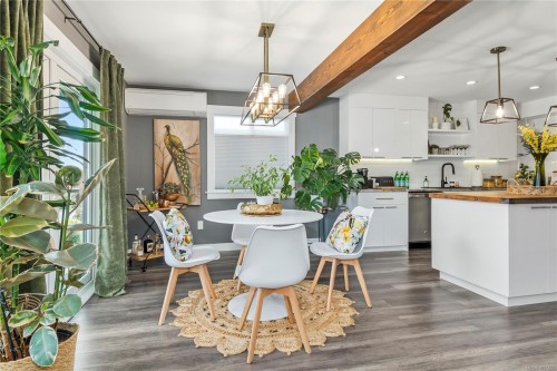 734 Birch St, Campbell River, BC - Indoor Photo Showing Dining Room