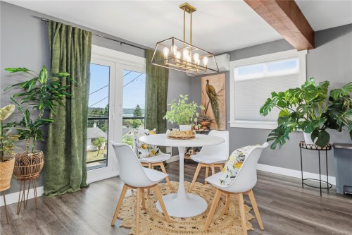 734 Birch St, Campbell River, BC - Indoor Photo Showing Dining Room