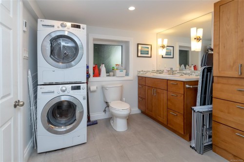548 Cornwall St, Victoria, BC 