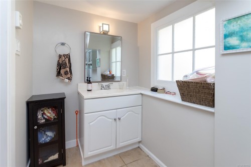 548 Cornwall St, Victoria, BC 