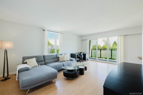 #306-1545 Pandora Ave  Victoria, BC V8R 6R1