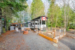 #E2-2650 Turnbull Rd Qualicum Beach, BC V9R 2R2