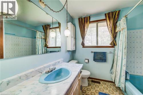 28 Wordsworth Place, Kitchener, ON - Indoor Photo Showing Bathroom
