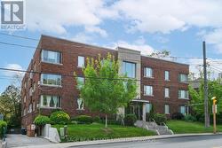 204 - 1840 BATHURST STREET Toronto, ON M5P 3K7