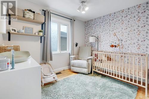 1503 Gilles Street, Ottawa, ON - Indoor Photo Showing Bedroom