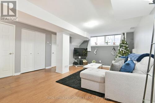 1503 Gilles Street, Ottawa, ON - Indoor