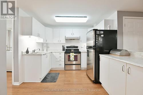 1503 Gilles Street, Ottawa, ON - Indoor Photo Showing Kitchen
