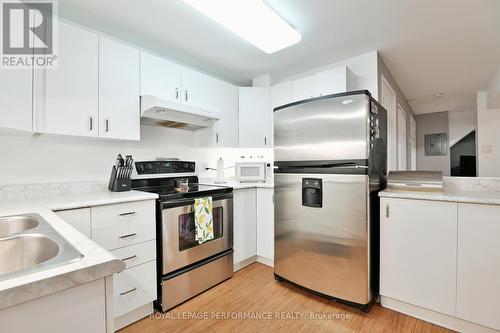 1503 Gilles Street, Ottawa, ON - Indoor Photo Showing Kitchen With Double Sink