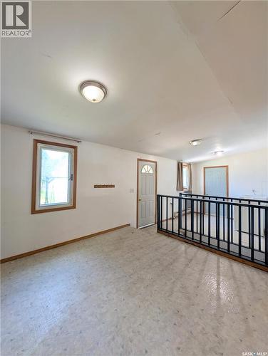 4366 Price Avenue, Gull Lake, SK - Indoor Photo Showing Other Room