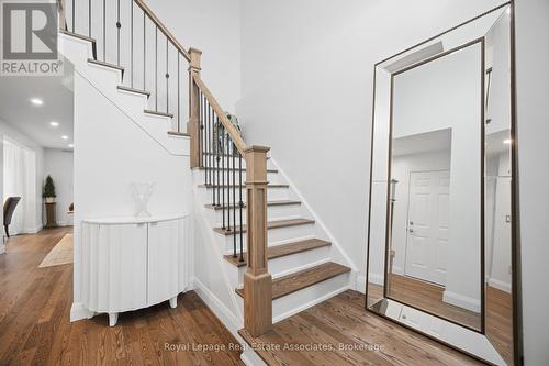 4119 Continental Drive, Burlington, ON - Indoor Photo Showing Other Room