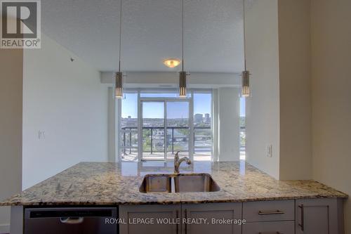 1007 - 150 Water Street N, Cambridge, ON - Indoor Photo Showing Kitchen With Double Sink With Upgraded Kitchen