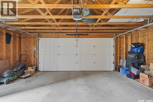 2922 21St Street W, Saskatoon, SK - Indoor Photo Showing Garage