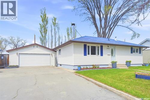 2922 21St Street W, Saskatoon, SK - Outdoor