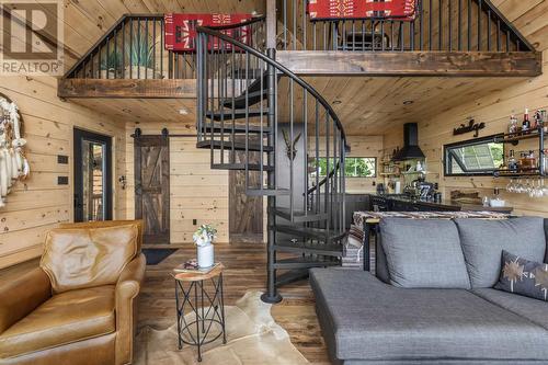 188 Cottage Rd, Echo Bay, ON - 