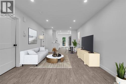 1428 E Avenue N, Saskatoon, SK - Indoor