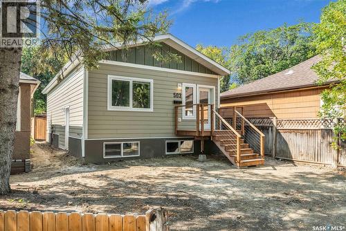 1428 E Avenue N, Saskatoon, SK - Outdoor