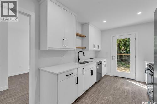 1428 E Avenue N, Saskatoon, SK - Indoor Photo Showing Kitchen With Double Sink