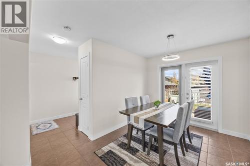 806 Stonebridge Common, Saskatoon, SK - Indoor Photo Showing Dining Room
