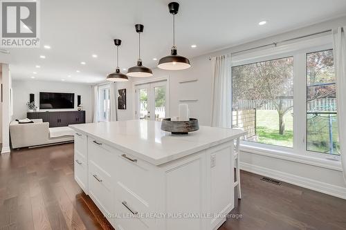 3531 Gallager Drive, Mississauga, ON - Indoor Photo Showing Kitchen